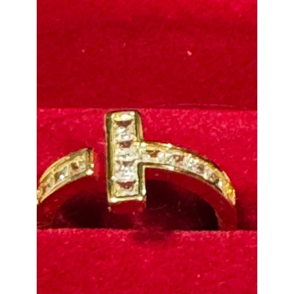 Gold Tone T Initial Crystal Open Wrap Ring Costume Jewelry Size 7.5